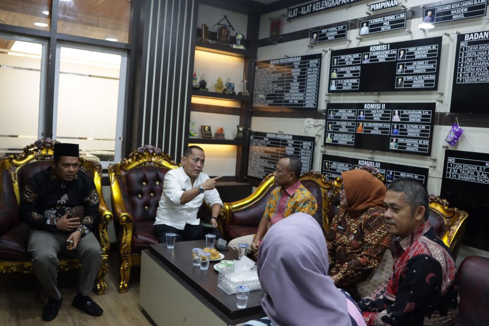 Komisi 4 DPRD Kota Padang