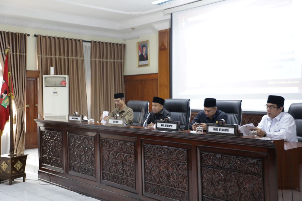 Jawaban Wali Kota Atas Pemandangan Umum Fraksi-fraksi DPRD Kota Bukittinggi