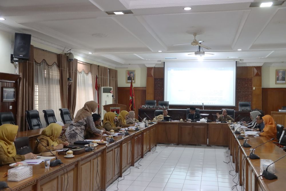 Pembahasan Raperda Pengelolaan Jaminan Produk Halal