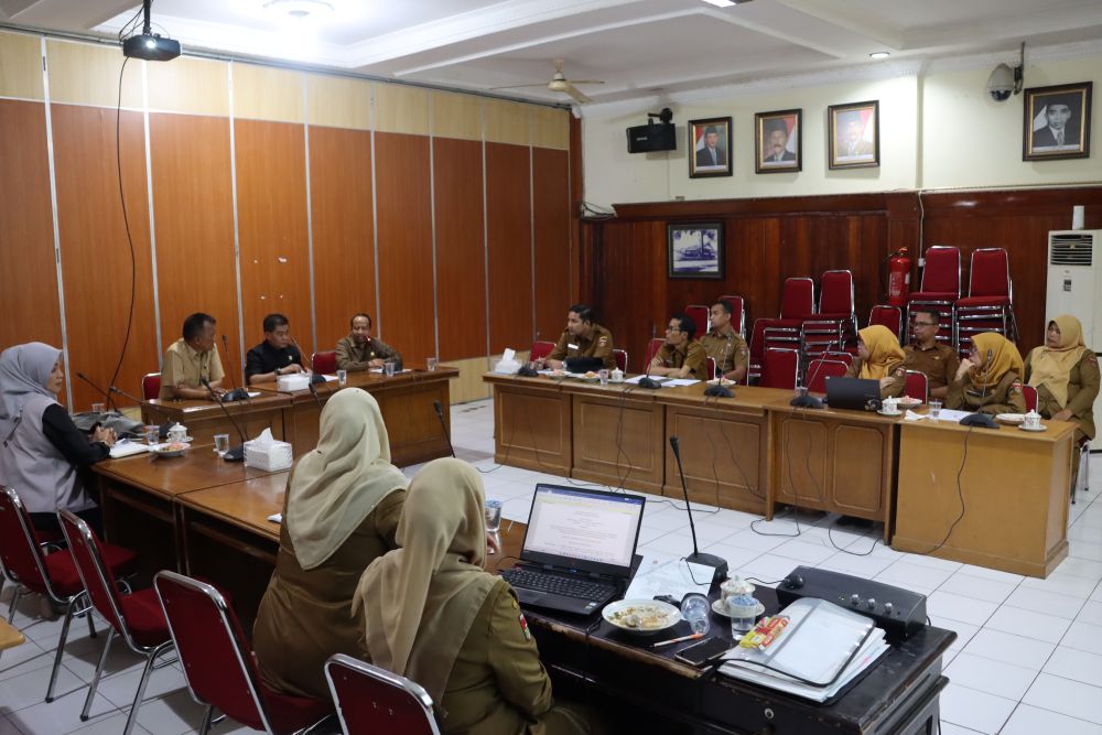 Pembahasan Raperda Perubahan Atas Perda No 1 Tahun 2017 tentang Hak Keuangan dan Administratif Pimpinan serta Anggota DPRD Kota Bukittinggi