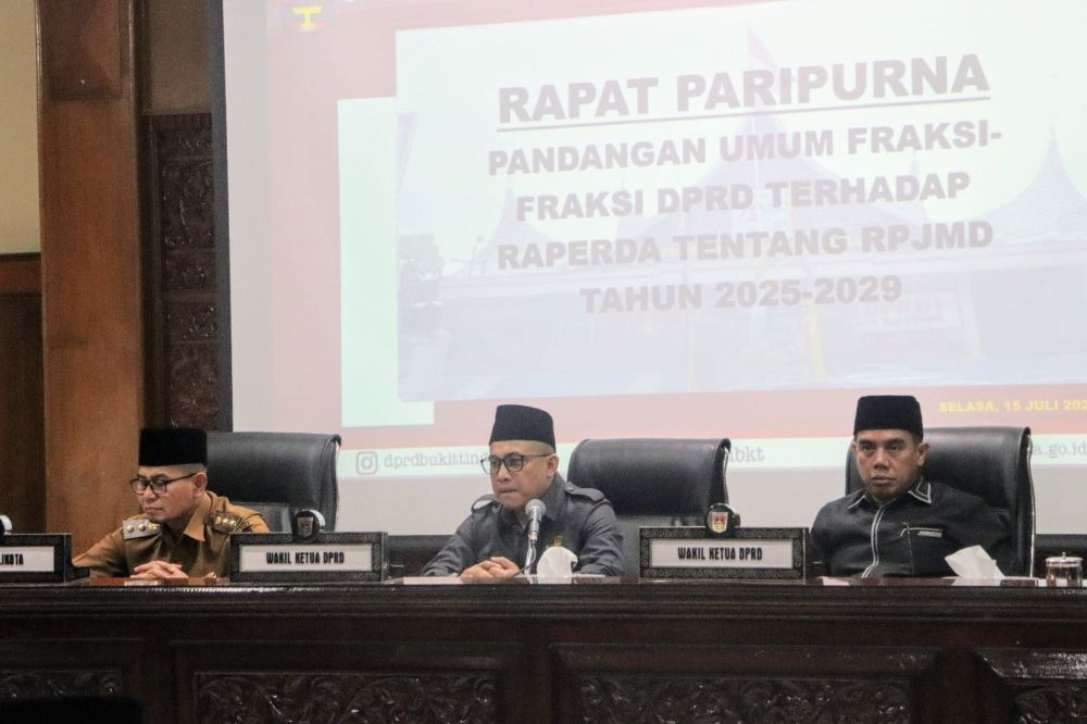 DPRD Kota Bukittinggi Gelar Rapat Paripurna