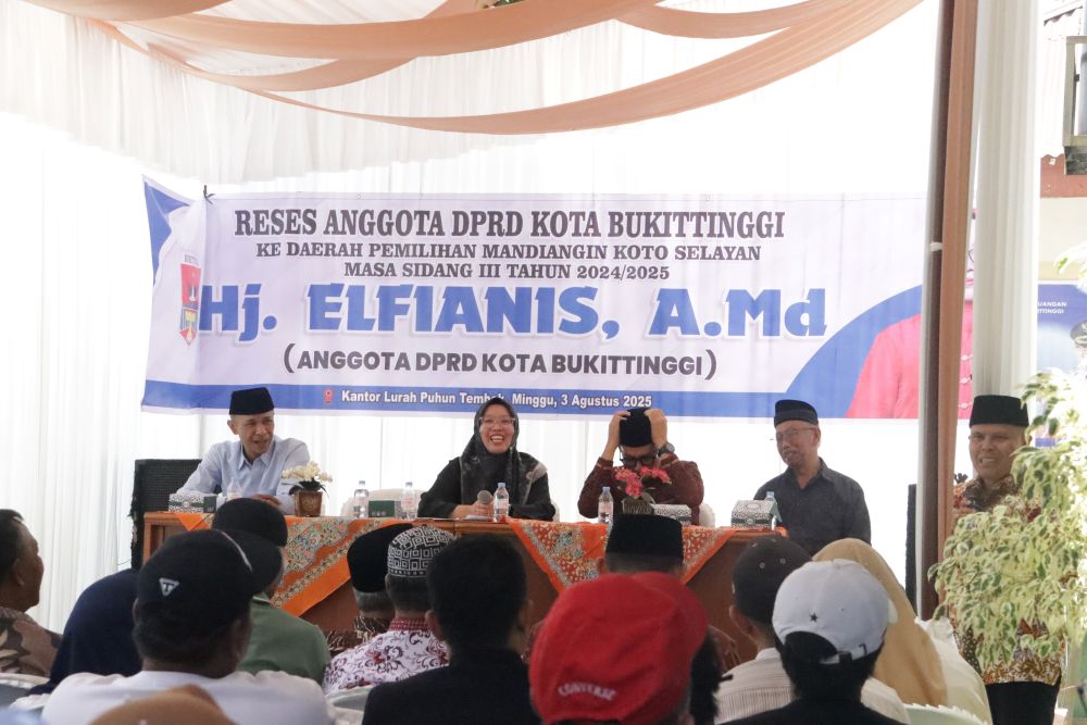 Hj. Elfianis Jaring Aspirasi Warga Puhun Tembok, Soroti Infrastruktur dan Layanan Kesehatan