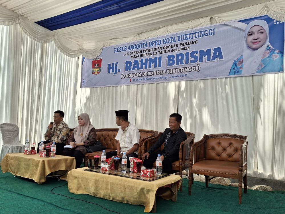 Anggota DPRD Kota Bukittinggi Ir. Hj. Rahmi Brisma Serap Aspirasi Warga Pakan Kurai