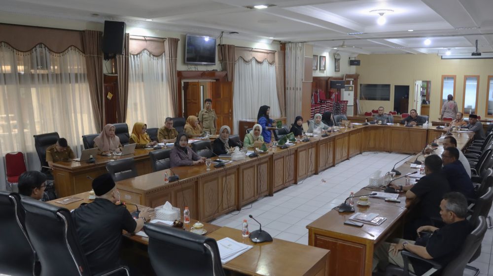 Ketua Pansus Laporkan Hasil Pembahasan Fasilitasi Gubernur