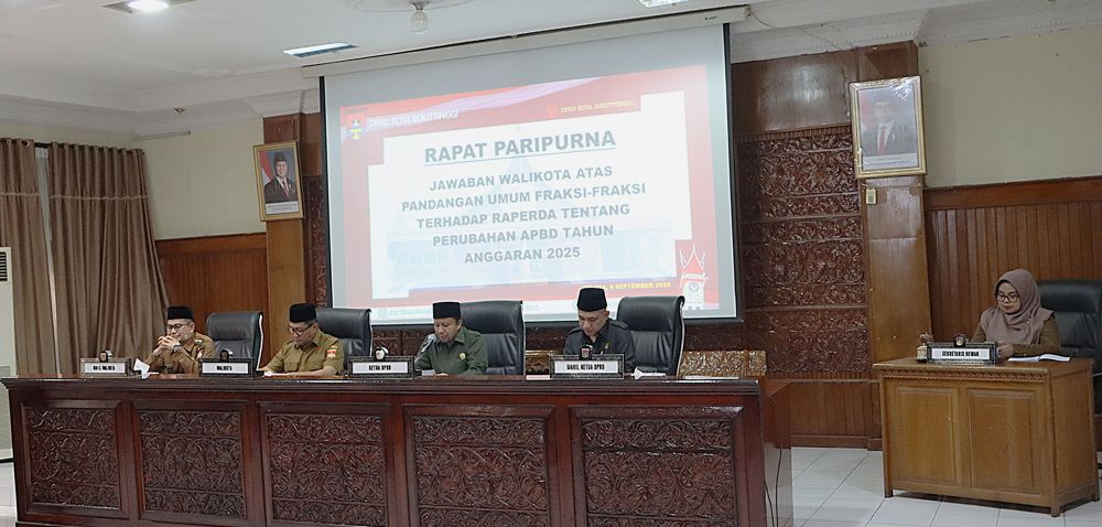 Jawaban Walikota terhadap Pandangan Fraksi Raperda Perubahan APBD 2025