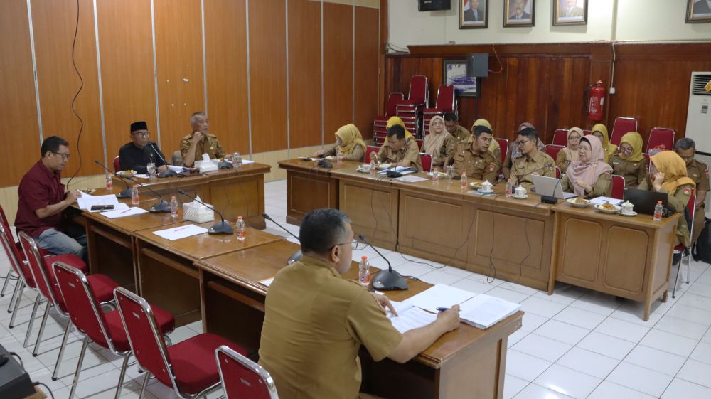 Pansus DPRD Bukittinggi Rampungkan Pembahasan Raperda JPH