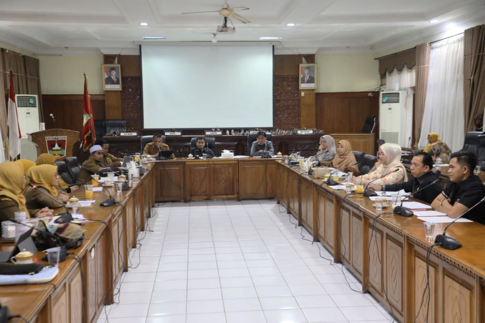 Sinkronisasi Program 2026, Komisi II DPRD Gelar Rapat Kerja