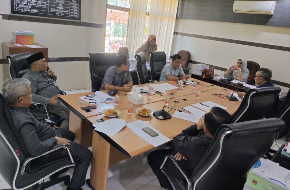 Bahas Raperda Perubahan Kedua Atas Perda Nomor 9 Tahun 2016 Tentang Pembentukan dan Susunan Perangkat Daerah