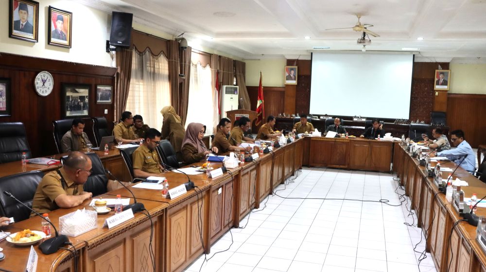 Pembahasan Ranperda APBD 2026