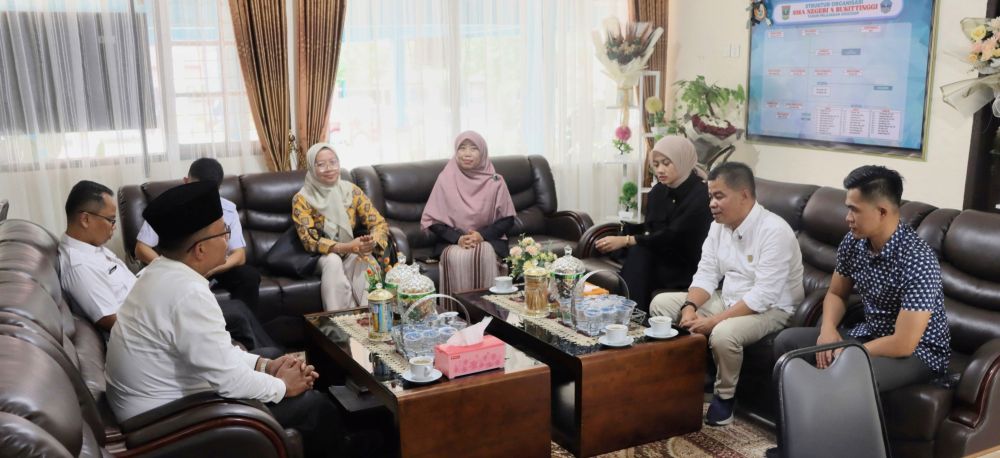 Komisi II DPRD Bukittinggi Laksanakan Rapat Internal dan Pengawasan