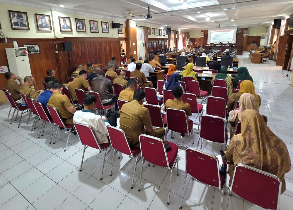 Enam Fraksi DPRD Bukittinggi Sampaikan Pandangan Umum terhadap Dua Ranperda