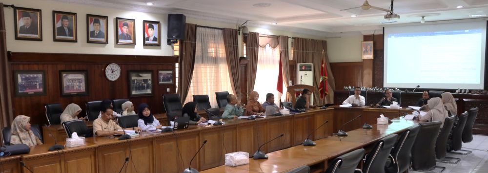 Pansus DPRD Bukittinggi Bahas Perubahan Perda Pengelolaan Barang Milik Daerah Bersama Pemerintah Kota