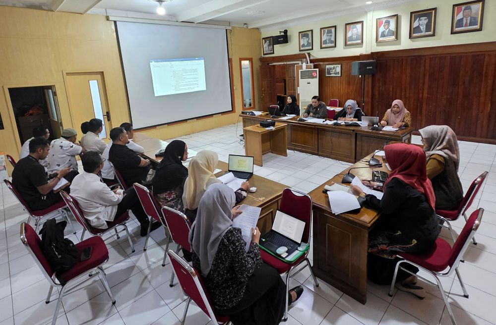 Pansus DPRD Bukittinggi Bahas Perubahan Perda Transportasi Darat Bersama Pemerintah Kota
