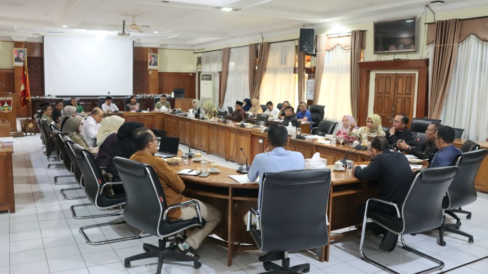 DPRD Kota Bukittinggi Gelar Rapat Bersama Fort De Kock Bahas Permasalahan Tanah